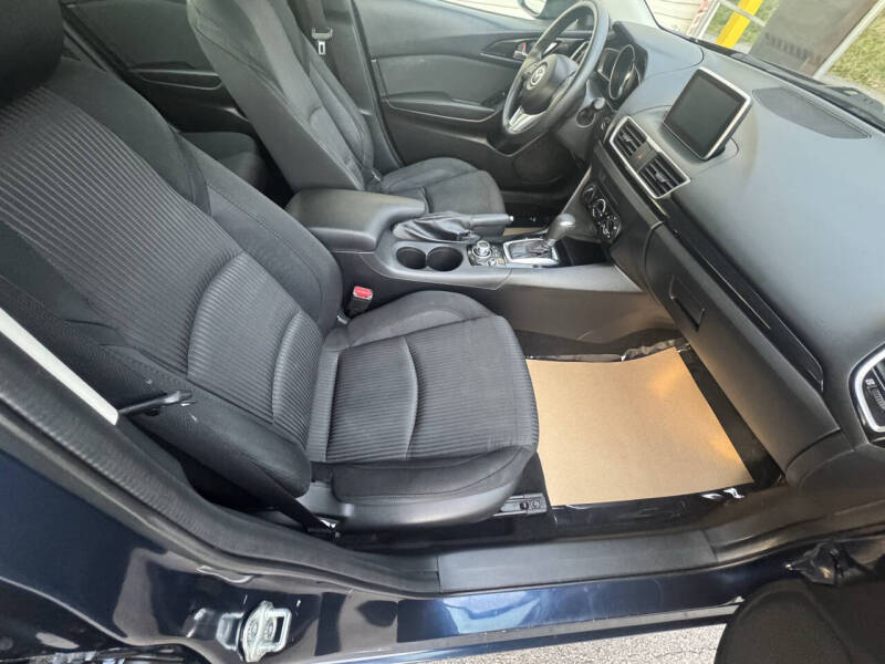 2016 Mazda MAZDA3 i Sport