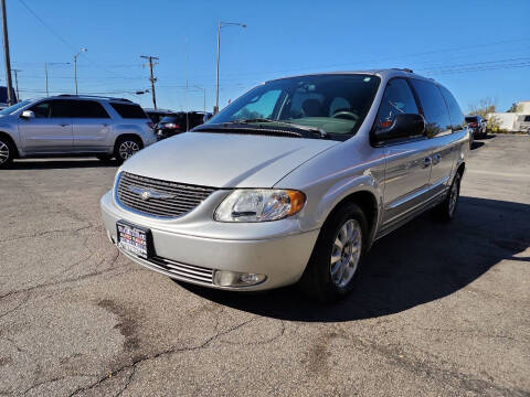 2003 Chrysler Town and Country for sale at New Wheels in Glendale Heights IL