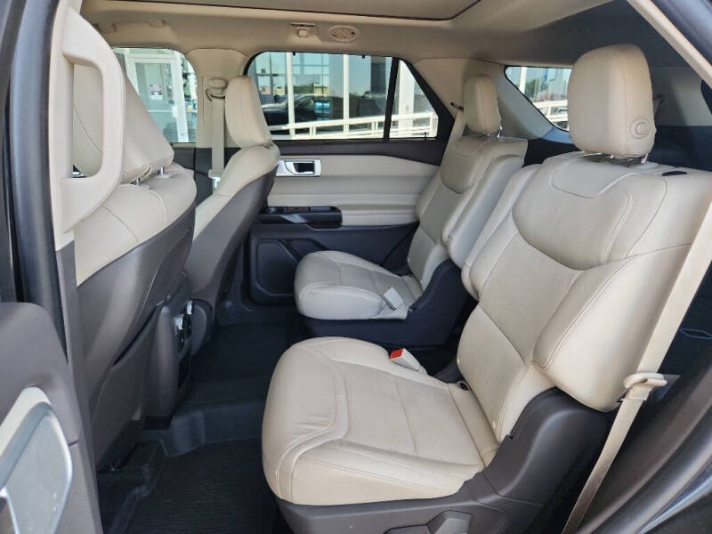 2020 Ford Explorer Platinum