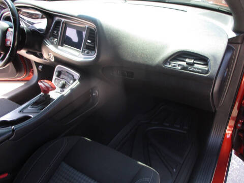 2020 Dodge Challenger SXT