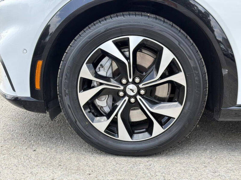 2021 Ford Mustang Mach-E Premium