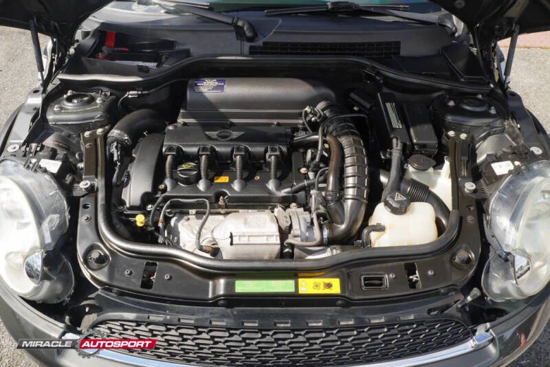 2011 MINI Cooper John Cooper Works