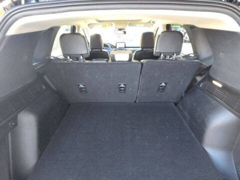 2020 Ford Escape Hybrid Titanium