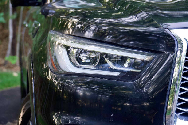 2021 Infiniti QX80 Luxe