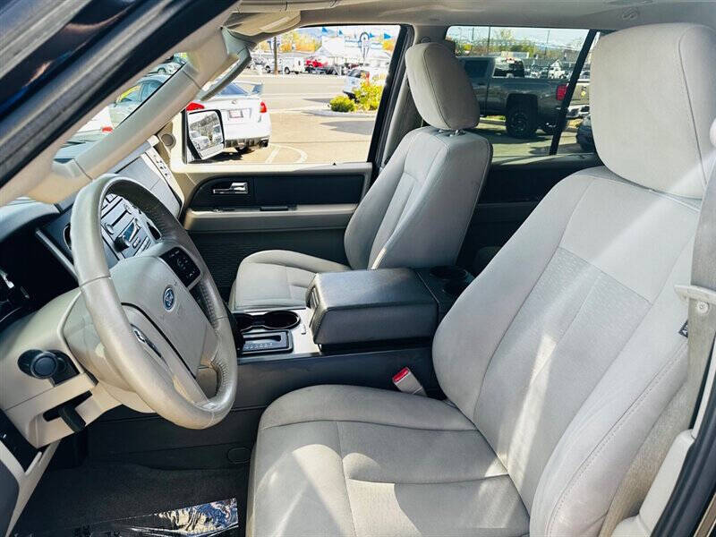 2011 Ford Expedition XLT