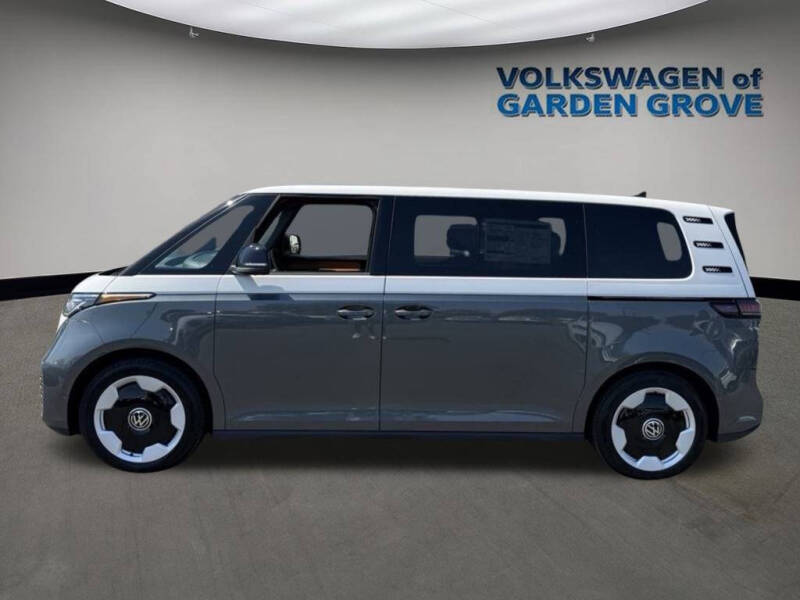 2025 Volkswagen ID. Buzz Pro S