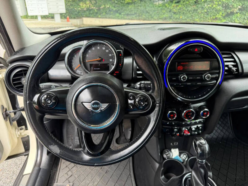 2015 MINI Hardtop 4 Door Cooper