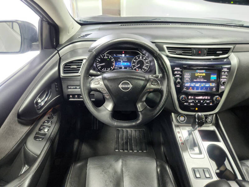 2023 Nissan Murano SL