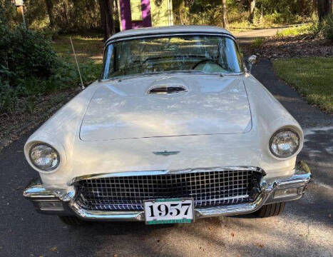 1957 Ford Thunderbird