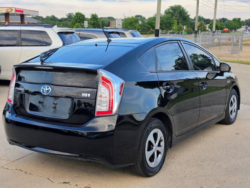 2015 Toyota Prius Two