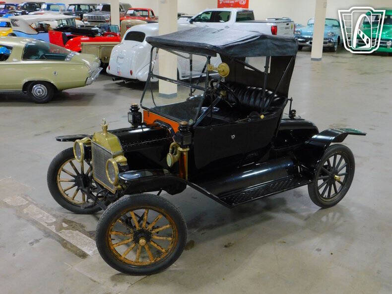 1914 Ford Model T