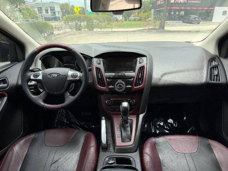 2012 Ford Focus SEL