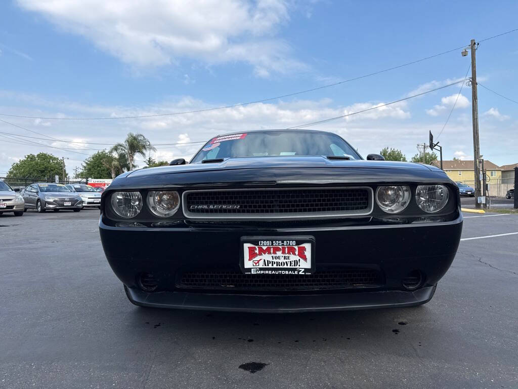 Black 2013 Dodge Challenger SXT SXT 2dr Coupe 1