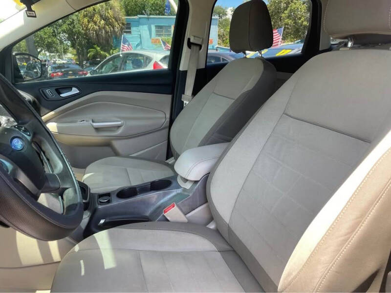 2014 Ford Escape SE
