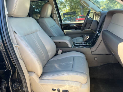 2016 Lincoln Navigator L Select