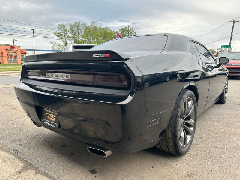 2014 Dodge Challenger SRT8 Core
