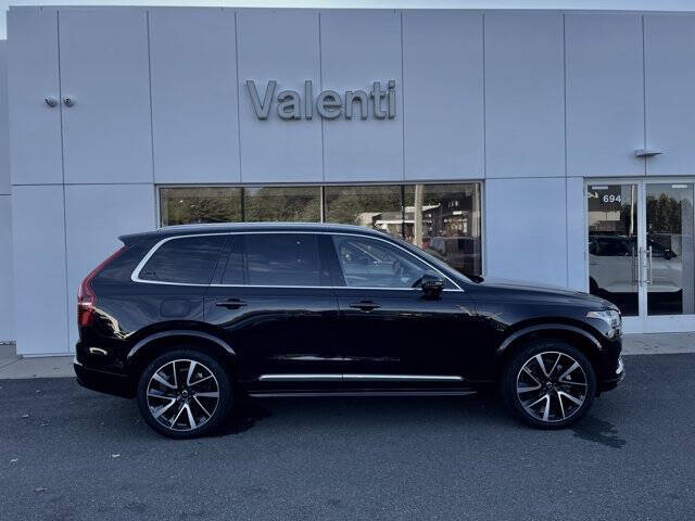 2024 Volvo XC90 B6 Ultimate Bright Theme 7P