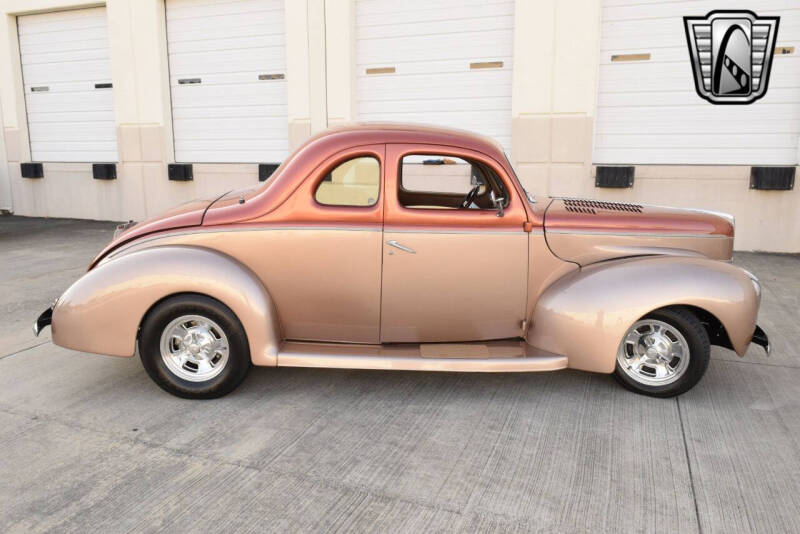 1940 Ford Deluxe