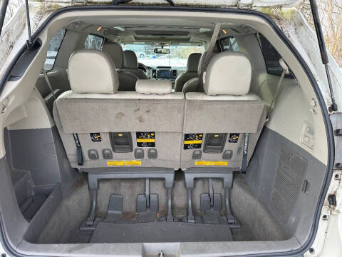 2012 Toyota Sienna Limited 7-Passenger