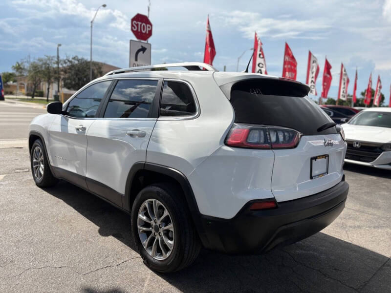 2019 Jeep Cherokee Latitude Plus