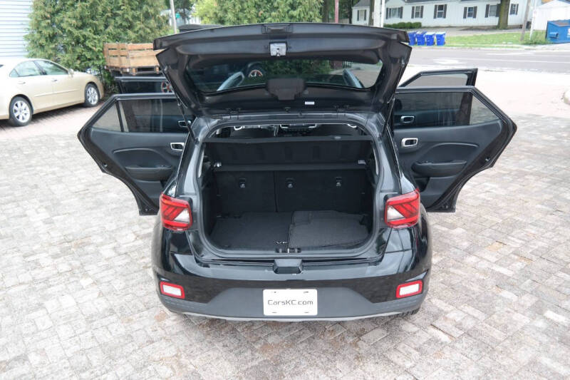 2021 Hyundai Venue SEL