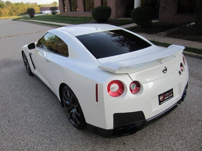 2013 Nissan GT-R Premium