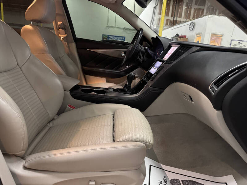 2017 Infiniti Q50 3.0T Sport