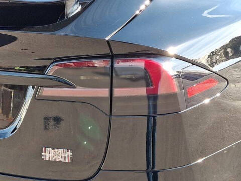 2022 Tesla Model X Plaid