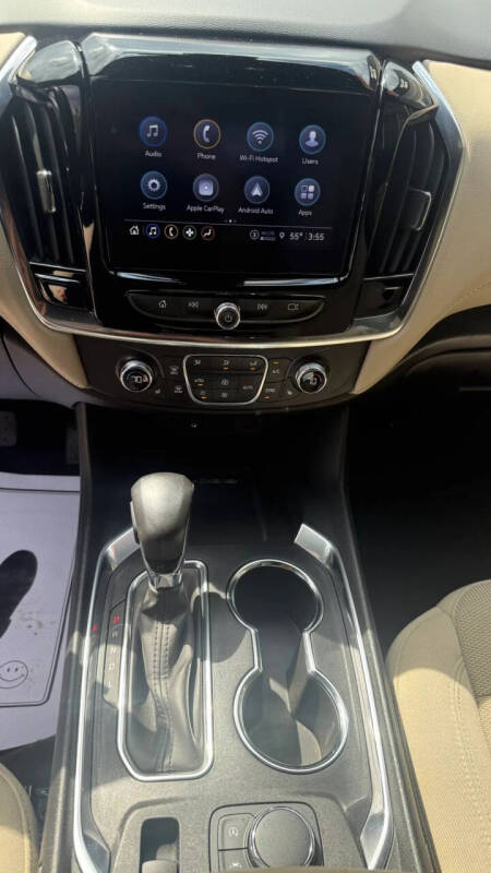 2022 Chevrolet Traverse LT Cloth