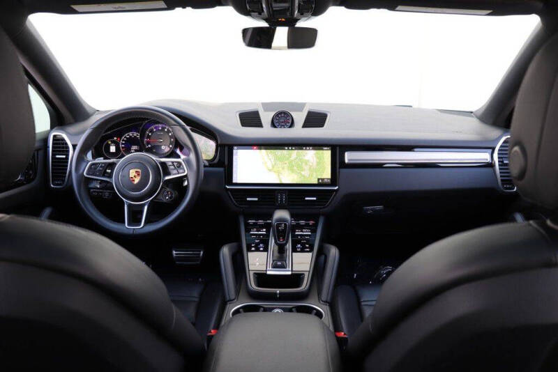 2021 Porsche Cayenne S Coupe