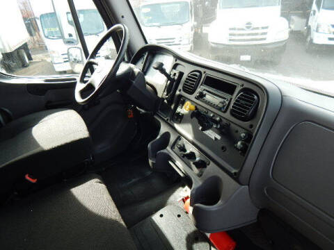 2015 Freightliner M2 106