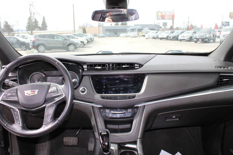 2021 Cadillac XT5 Premium Luxury