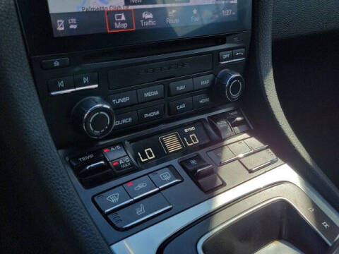 2021 Porsche 718 Boxster T