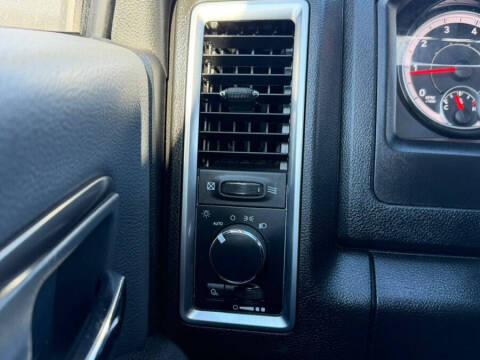 2024 RAM 1500 Classic