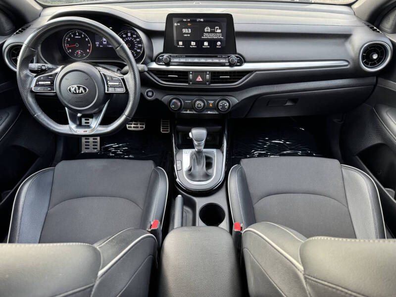 2021 Kia Forte GT Line