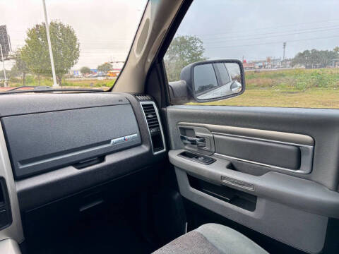 2019 RAM 1500 Classic Lone Star