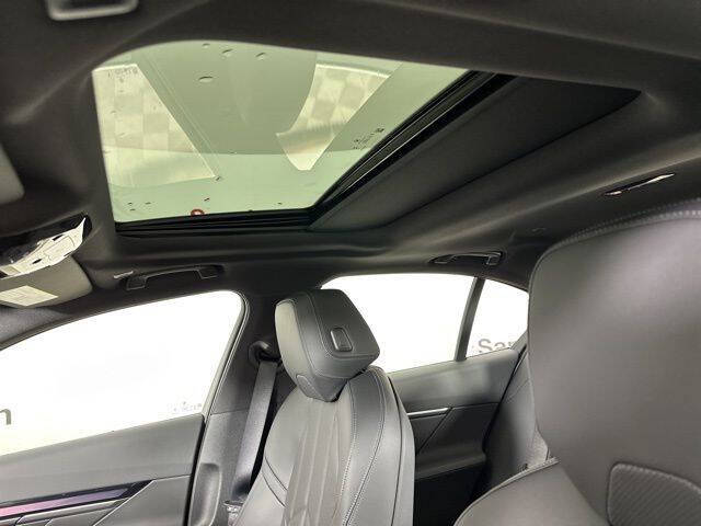 2024 BMW i5 eDrive40