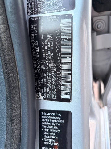 2004 BMW 3 Series 325xi