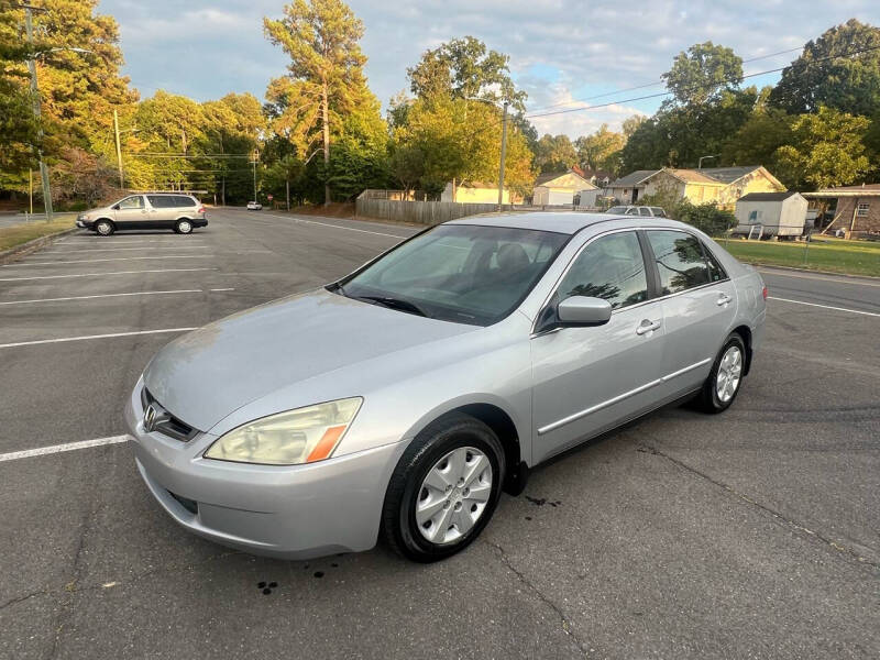 2004 Honda Accord for sale at Global Imports of Dalton LLC in Dalton GA