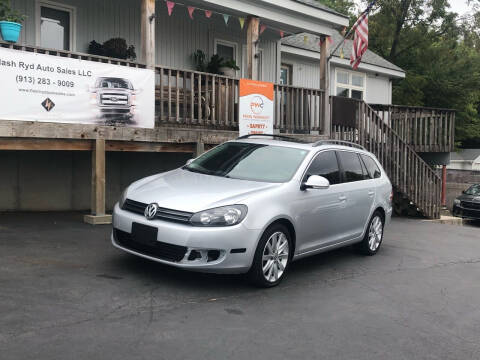 2012 Volkswagen Jetta for sale at Flash Ryd Auto Sales in Kansas City KS