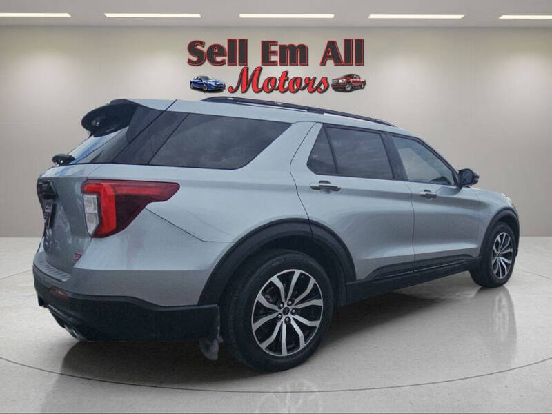 2020 Ford Explorer ST