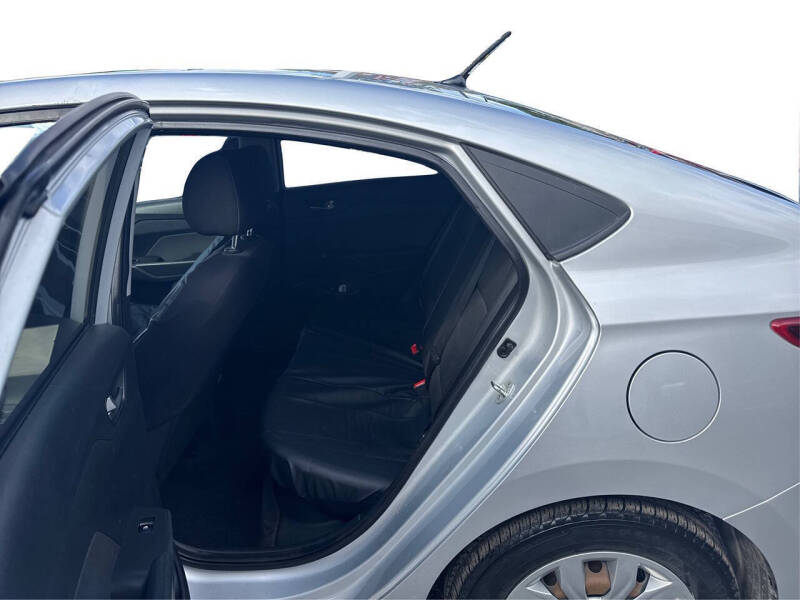 2019 Hyundai Accent SE