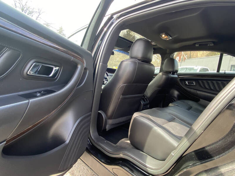 2015 Ford Taurus Limited