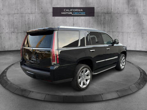 2016 Cadillac Escalade Luxury Collection