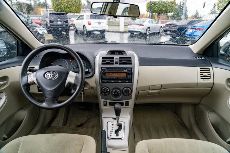 2012 Toyota Corolla LE