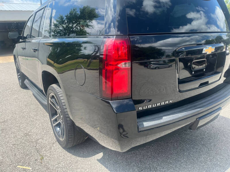 2017 Chevrolet Suburban LT