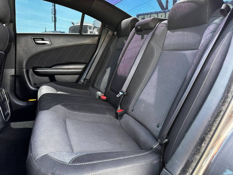 2019 Dodge Charger SXT