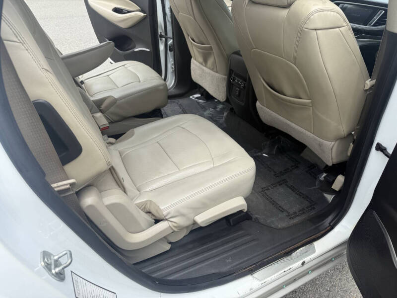 2020 Buick Enclave Essence