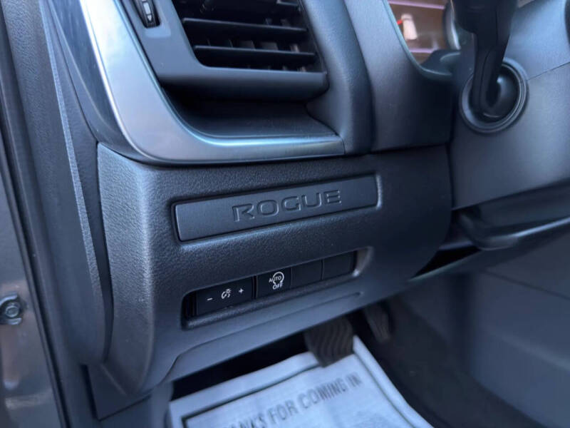 2024 Nissan Rogue S
