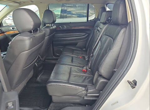 2016 Lincoln MKT EcoBoost